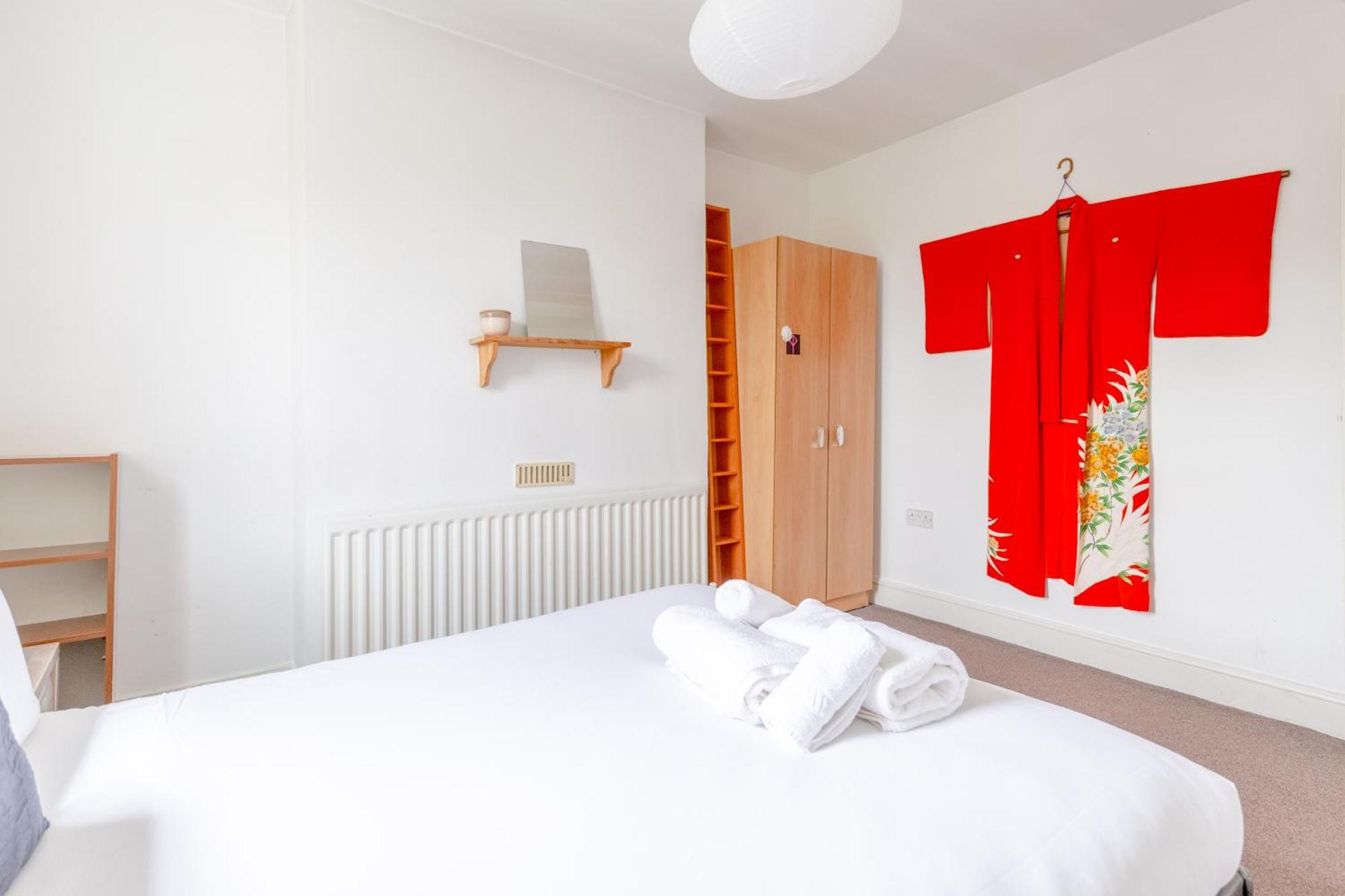 Lovely Victorian Flat For 6 In Stoke Newington London Exterior photo